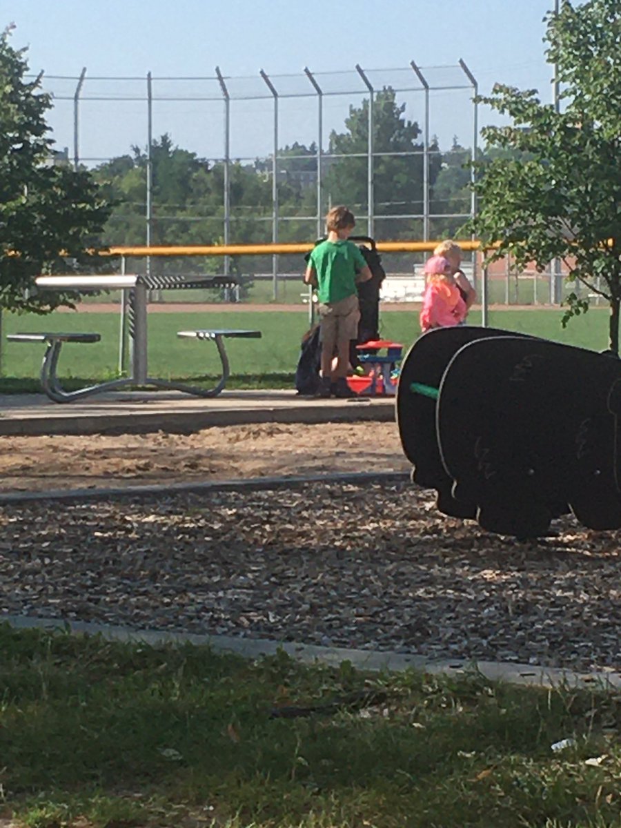 mrcycology's tweet image. my guys are so starved to socialize they attach themselves to anyone around - occasionally driving other party out of park! #oops #pandemicproblems 

at least they&apos;re not being rough!!! i sketched the scenes a bit #houseman