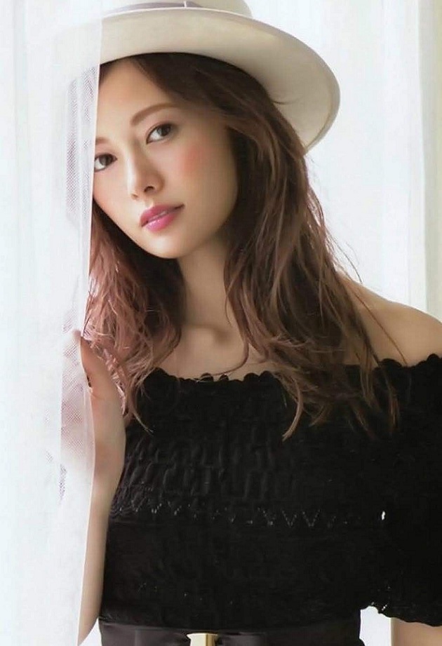 日刊美女 Nikkan Bijyo 白石麻衣https T Co 46arjseiqr Twitter