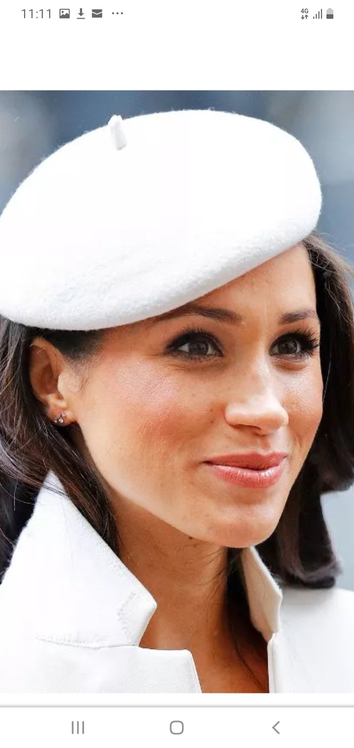 Happy birthday to a beautiful person,Meghan  Markle,the Duchess of Sussex. 