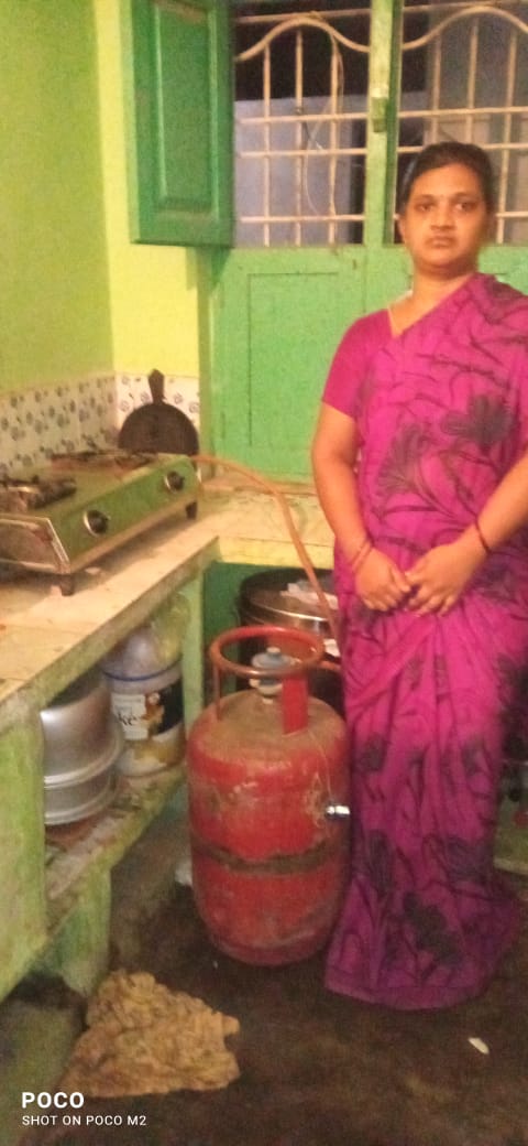meduri2010's tweet photo. Add on Connections issued facilitating  Customers have additional connection to their Original Connection at Mangalagiri, Tenali , VIJAYAWADA etc under VIJAYAWADA LPG RO @HPCL @Jagadeesh89856 @nalli_srinivas @anujjain1906 @Rg03Goel @AbidKhadri @GLNaidu3 @Avinashhpcl https://t.co/ZcnHuzX2gs
