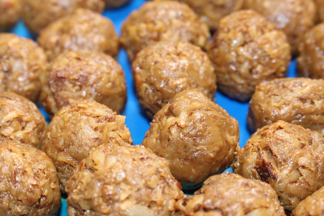 afritastegambia's tweet photo. New stock of groundnut cake and coconut balls available at Atlas Bitic Bijilo, Best Price Mini market located at bakoteh sanchaba junction and TK supermarket located at brusubi and Tippa Garage Mall. #snackinGambia #madeinGambia #afritaste #cocoballs #groundnut https://t.co/4JYDhJ9s5E