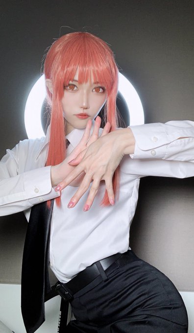 Twitterのコスプレ画像31