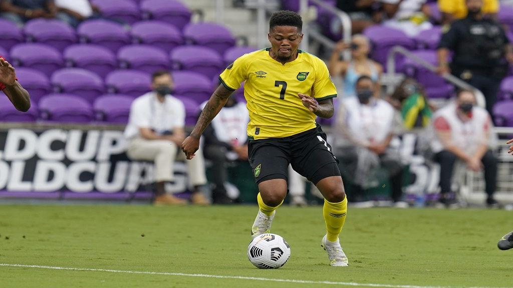 Aston Villa sign Reggae Boy Leon Bailey from Bayer Leverkusen