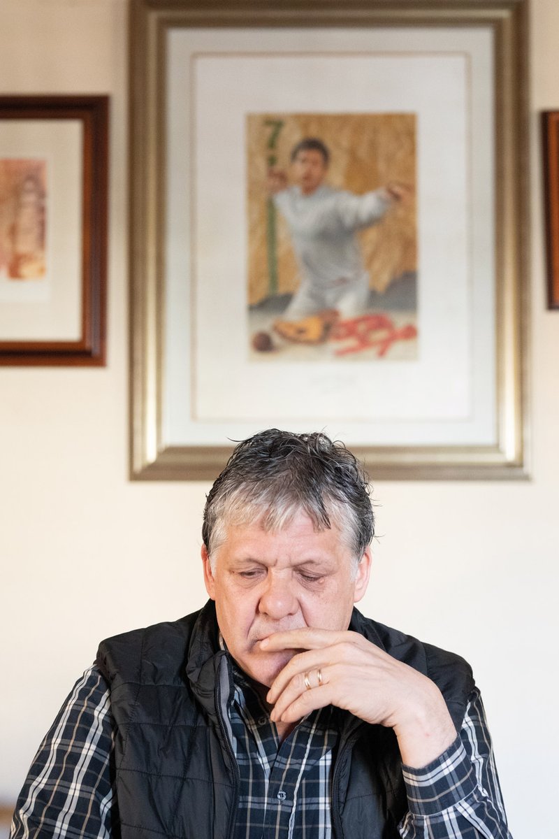 «No em veia com a pilotari. Em veia només com un bon aficionat. Els pilotaris eren déus».

Paco, en primera persona, amb @PeterValero 🖋️ i Estrella Jover 📸 en Ferida 10. L'oferim en obert: issuu.com/revistaferida/…