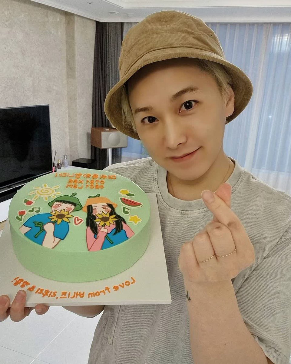 TheTokkiStudio's tweet photo. 210804 @LIU_Sungmin IG
↳ Thank you 🐥🧡

© https://t.co/tMqQ6VWceH

#SUNGMIN #성민 #16YearswithSUNGMIN
#KimSaeun #김사은 #Shantokki #샨토끼
#ShanNLiu #샨앤리우 https://t.co/eff82nR0eS