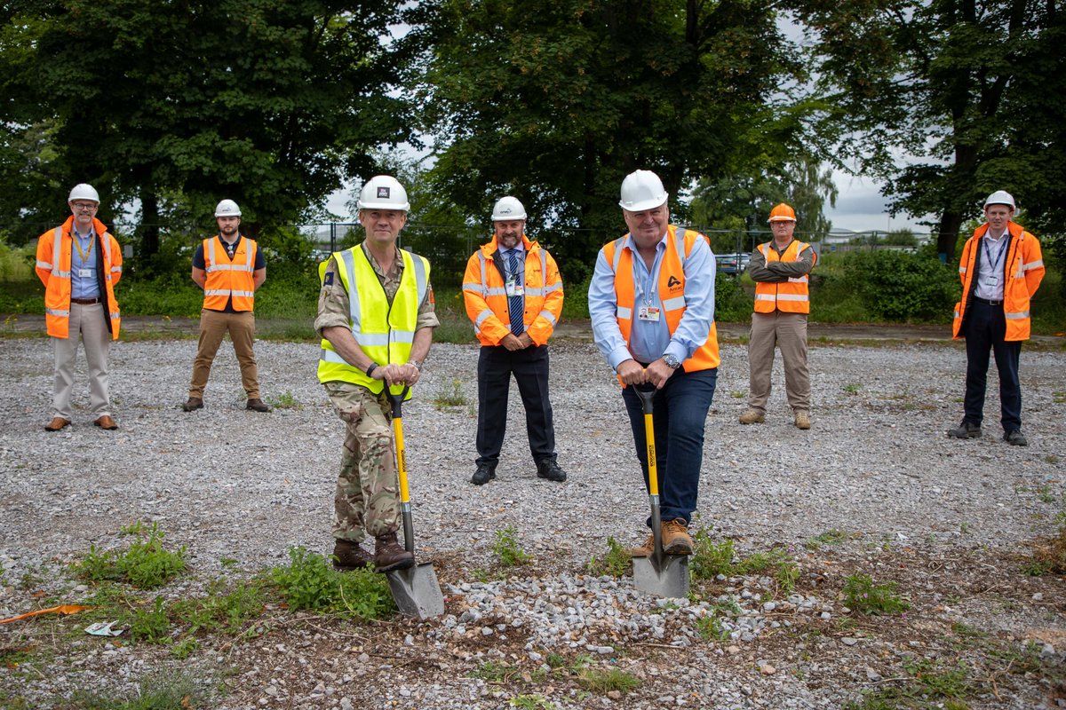 Construction of the British Army’s first #solarpowered carport has begun at Army Headquarters, Andover. 

It will provide 20 charging spaces for #ElectricVehicles  and is part of the Army’s target to hit Net Zero by 2050. 

Read more: army.mod.uk/news-and-event…

#BuildBackGreener