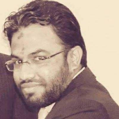 wpimaharashtra's tweet photo. @007QaQaAli 

 کاکا عرض کیا ہے 

یہ شرط نامہ جو دیکھا تو ٹوئٹر سے کہا 

اسے خبر نہیں تاریخ کیا سکھاتی ہے 

کہ رات جب کسی خورشید کو شہید کرے 

تو صبح اک نیا سورج تراش لاتی ہے https://t.co/cD5n3dB4yP