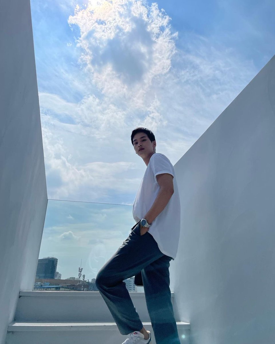 Merry_CHA0630's tweet photo. 오늘의 기록_20210804

열심히 배워가는 중📷 #차학연 https://t.co/RVDGIEBdr5