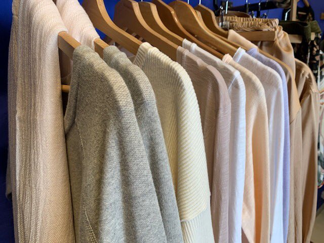 animasitges's tweet photo. New Views 🍁 Your Autumn 🍂
#newcollection #aw21 #modasostenible ♻️ #multibrandstore #sitges #tiendasbonitas #sustainablefashion #futurclassics #lastingpleasure #freestyle #shoponline ▶️ #enjoit by @animasitges 💙 https://t.co/9CpZ0bfUuG