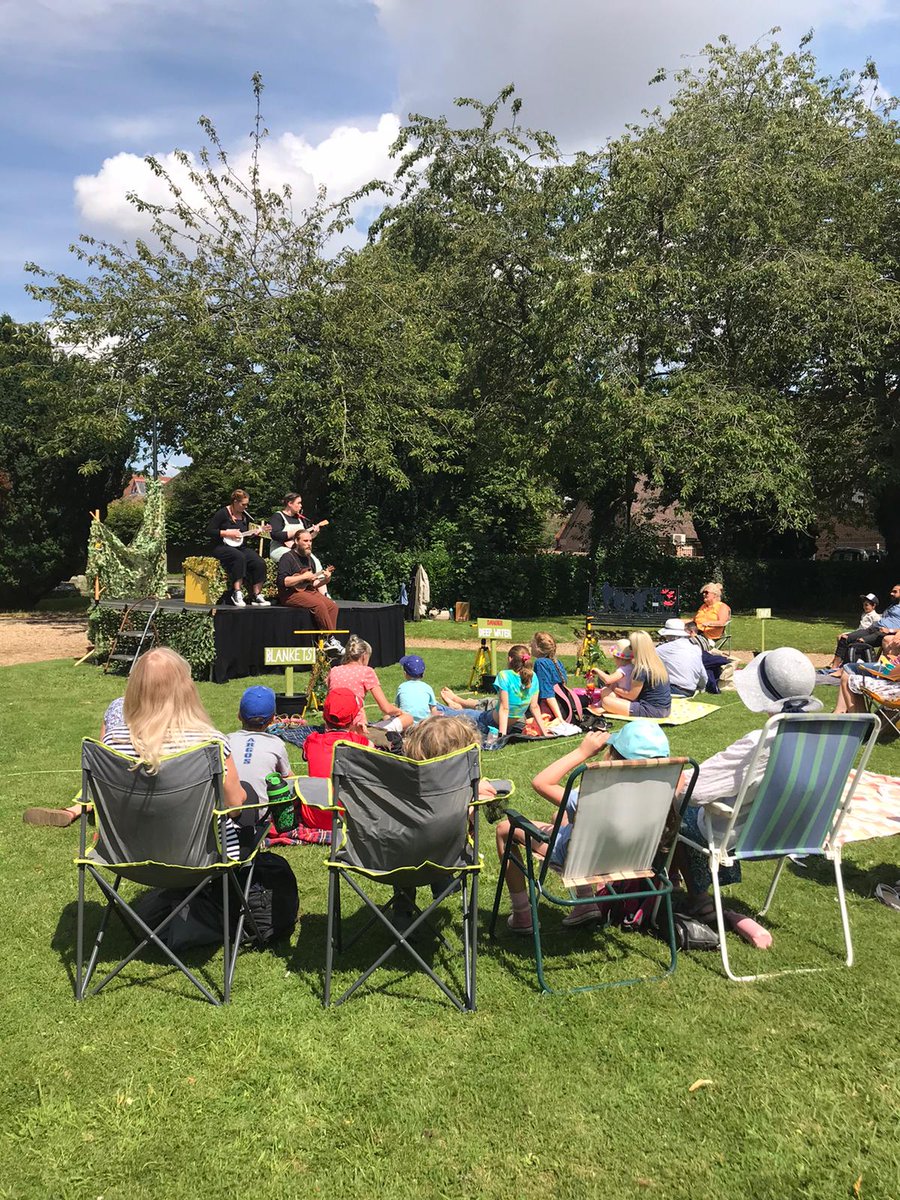 TheLights's tweet image. Lovely shot from this afternoon's Wind in the Willows.  Second performance at 6pm if you were lucky enough to get tickets to these two sold out shows.  Glorious day for it! @ThePantaloons