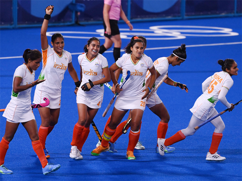 mygovindia's tweet image. You win some, you lose some!
But the performance was nonetheless awesome! 🇮🇳

Though India lost to Argentina 1-2 in the semi-finals of Women's #Hockey, they will fight for #Bronze on 6th August, against Great Britain! 👏

Let's cheer for them, let's #Cheer4India 🥳