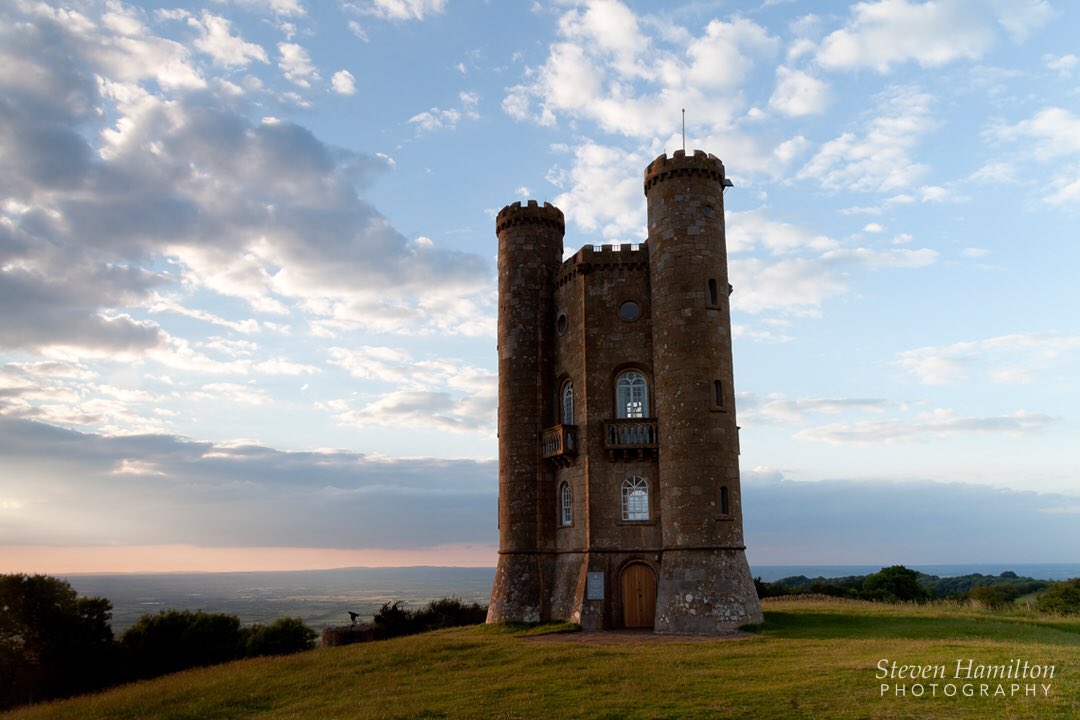 Broadway Tower, from my upcoming book! #worcestershireinphotographs 

<a href="/StormHourMedia/">#StormHourMedia</a> <a href="/VisitWorcs/">Visit Worcestershire</a> @CotswoldsAONB <a href="/BroadwayUK/">Broadway Cotswolds</a> <a href="/cotswoldlife/">Cotswold Life</a>
