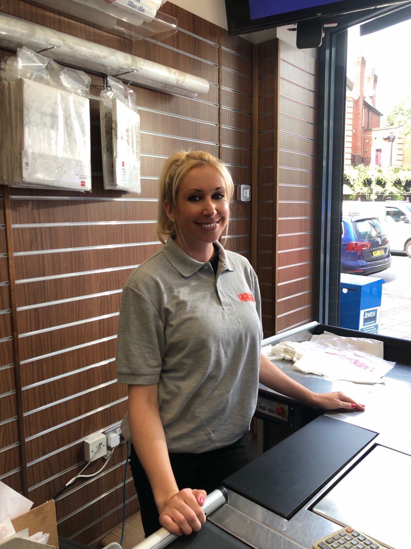 Liana_Wall's tweet photo. Filming today for a movie called Ephiphany.
🎥 I play a shop assistant 😁👍
#actress #acting #actor #actreeslife #film #filming #locationshoot #film #filmingday #movie #movies #moviescene https://t.co/EQF7ljPik8