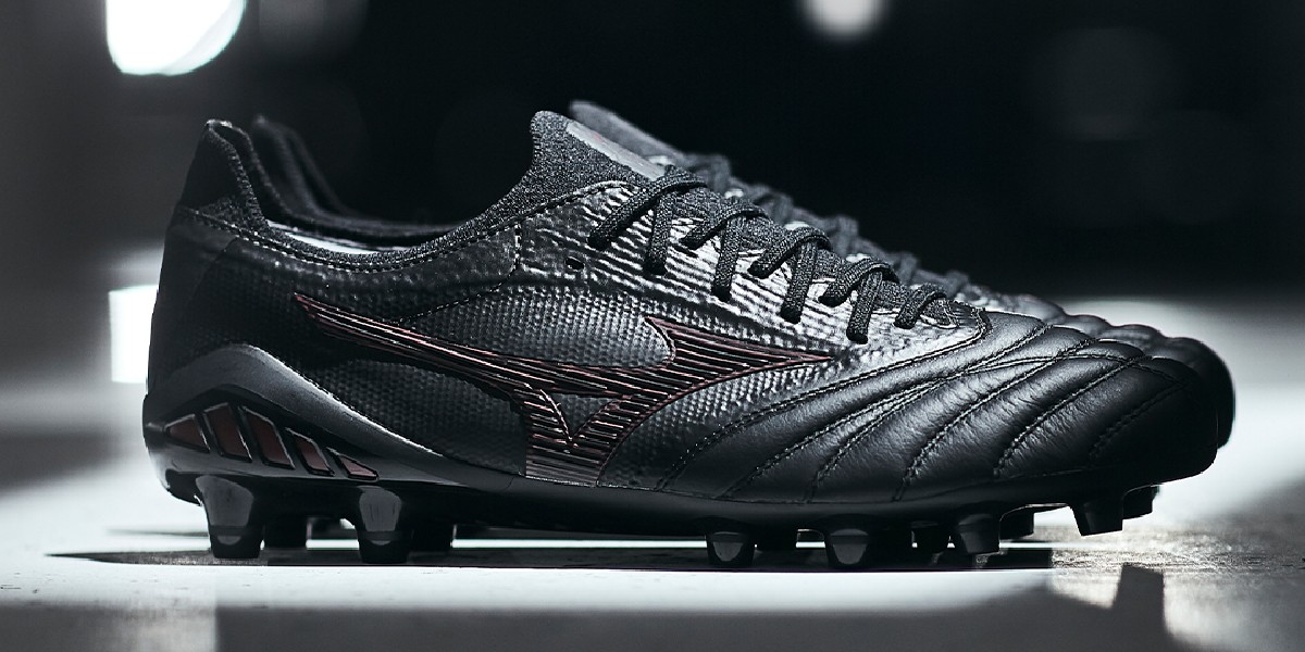 ProD_Rugby's tweet photo. Darkness Falls ⚫
The Mizuno Morelia Neo III gets a stealthy remake as part of the 'Black Venom' pack
Level up your game - click below to explore the latest Mizuno drops 📲
🛒➡️ https://t.co/f7gBvH2lVk
#LevelUp #ProDirectRugby https://t.co/tMGg7OQ3LZ