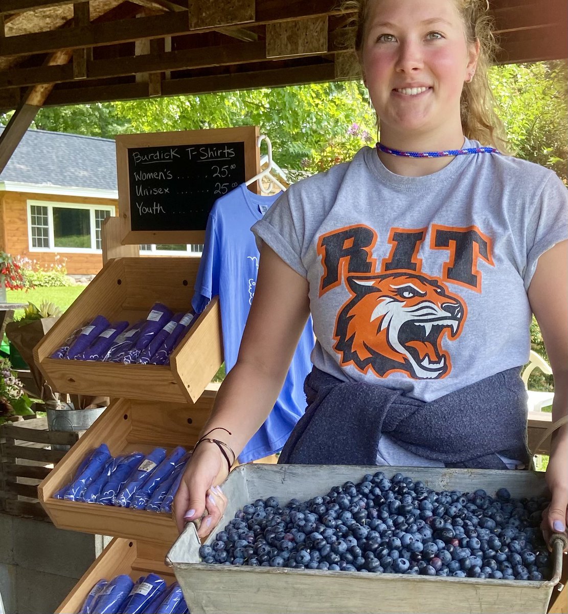 Burdick Blueberries tweet media