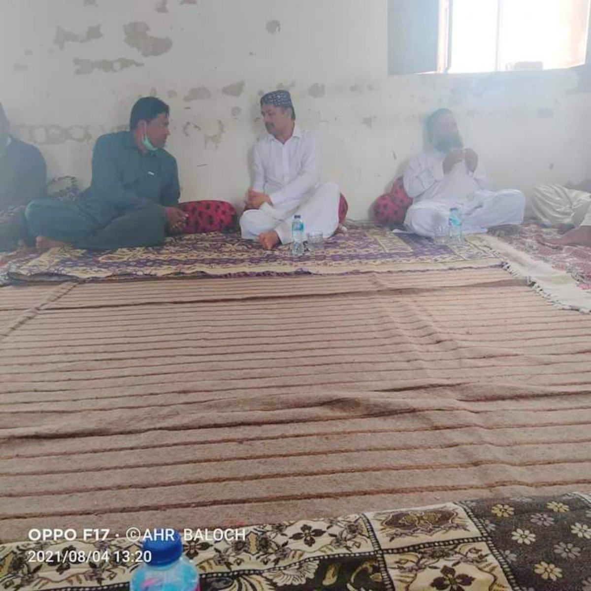Teamdost12's tweet photo. سابقہ صوبائي وزير دوست محمد راهمون پنهجي حلقي ۾ عذرخواهيون ڪندي..
@Dostmuhammad_ https://t.co/7OagTbKfLe