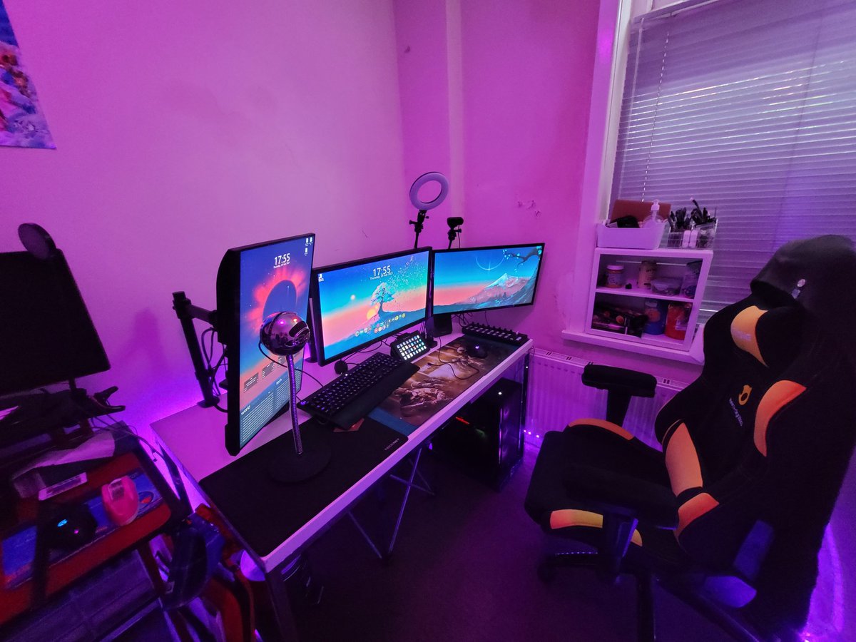 DionisiusPlays's tweet image. Happy Hump day folks! We are live in 6hrs for our first Design with Dio! Making a customisable camrra frame for free for anyone to use! Make sure you tune in for more OBS tips and tricks! Then more Subnautica after that! See you then @TSPromoters @WafflesSupport #smallstreamer