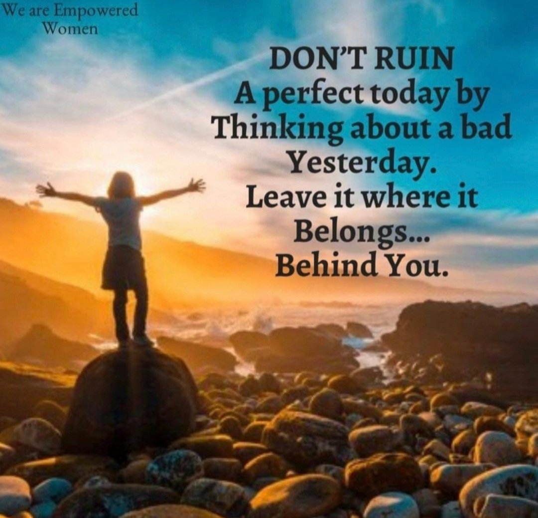 CSprite3's tweet image. Good morning everyone☀️ Wednesday is a present for we made it to another day. You have a purpose in this world for today. Make someone's smile or to just give someone a lending hand. Touch lives and they will enrich yours. Your future is in your hands. Have a wonderful day😊🌸❤