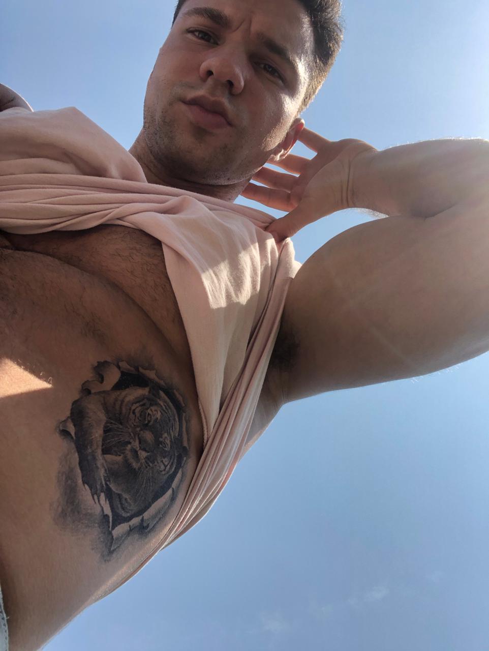 Oliver Trunk on Twitter: "Do you like my first tattoo? https://t.co