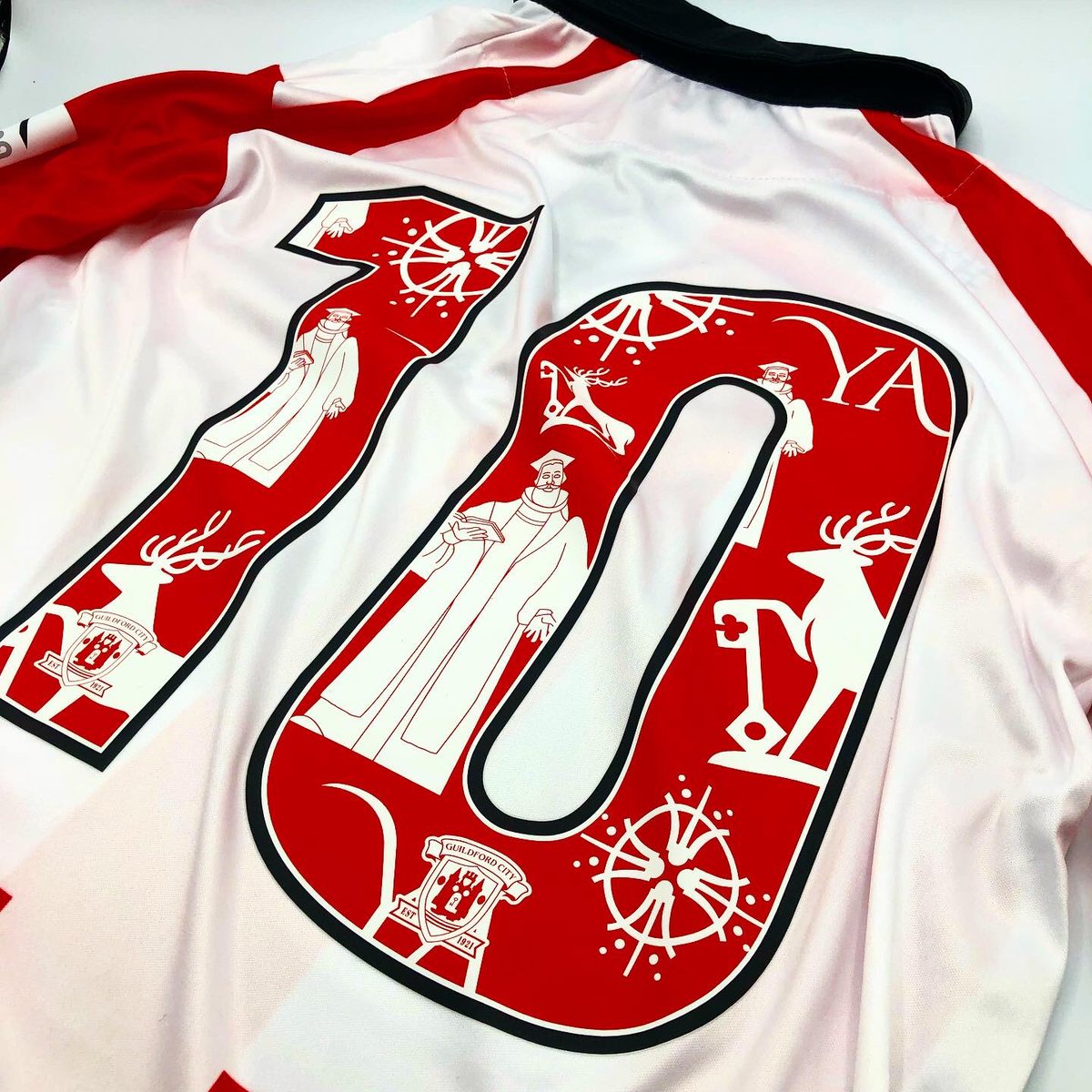 guildfordcityfc's tweet image. Introducing our new Home Shirt! #Sweeney 🔴⚪️