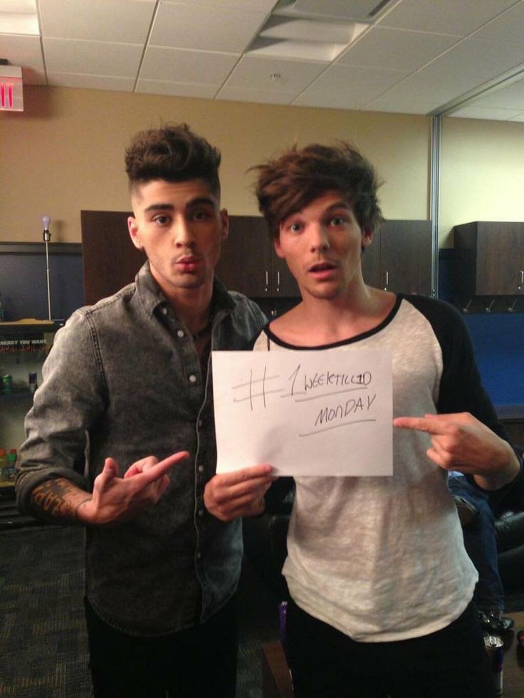 thinklouiet's tweet photo. ______ ______ ______ ______ ______
    ← ⚪ Zayn ⠇                         
              ᴴᵃ ⁵ ᵐⁱⁿᵘᵗᵒˢ 
saudades de você, bro https://t.co/juyxeUnV8n