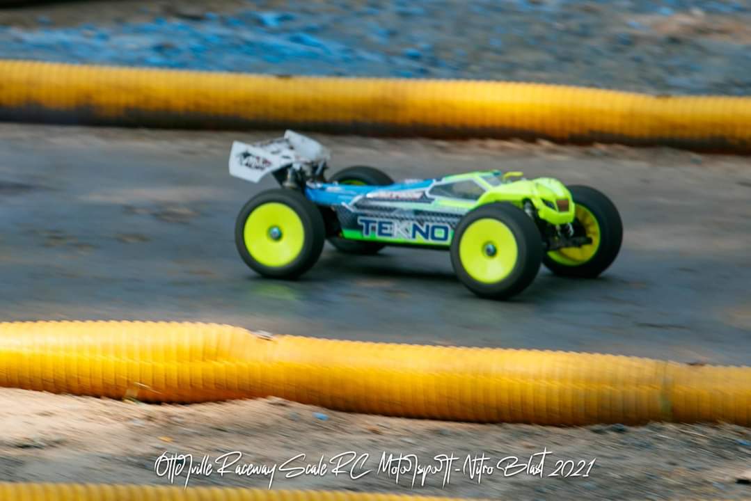 Perthcountyfab's tweet image. Got some racing in on the weekend

#teknorc
