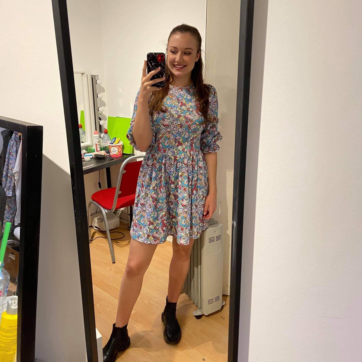 tenyearsmusical's tweet photo. @luce_ireland took over the role of ‘Person 1’ on Monday - and we think it’s fair to say she has smashed her first two performances! Catch her and the rest of the stellar cast, musicians and crew in action before Saturday - only five shows remaining! 💛💜 https://t.co/ZGUVSOMM7l