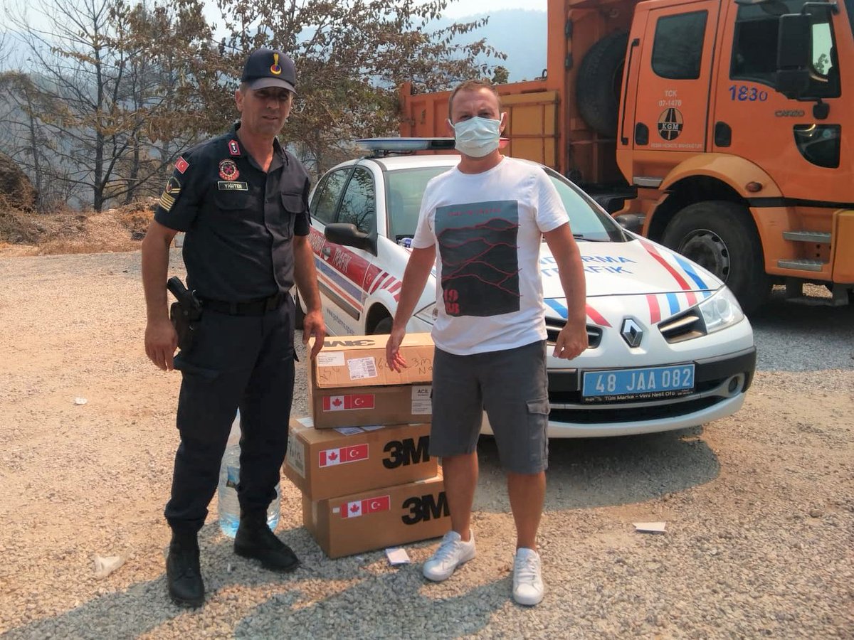 Canada 🇨🇦 is offering #N95 masks to protect first responders against the #TurkeyForestFires. We thank and commend them sincerely for their selfless and tireless work to extinguish the fires and ensure the safety of local populations. 😷
#Marmaris #yangınafeti