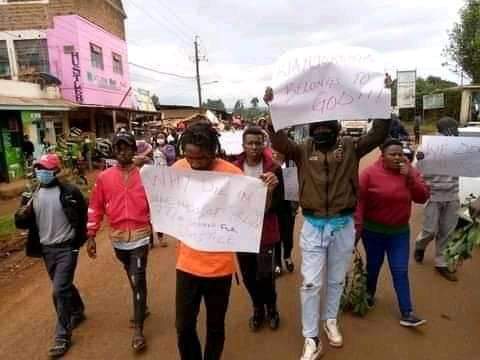 CrispineMuthii's tweet photo. Kianjokoma Embu Demos
 #JusticeForComradeEmmanuelAndBen https://t.co/e99n3juqHO