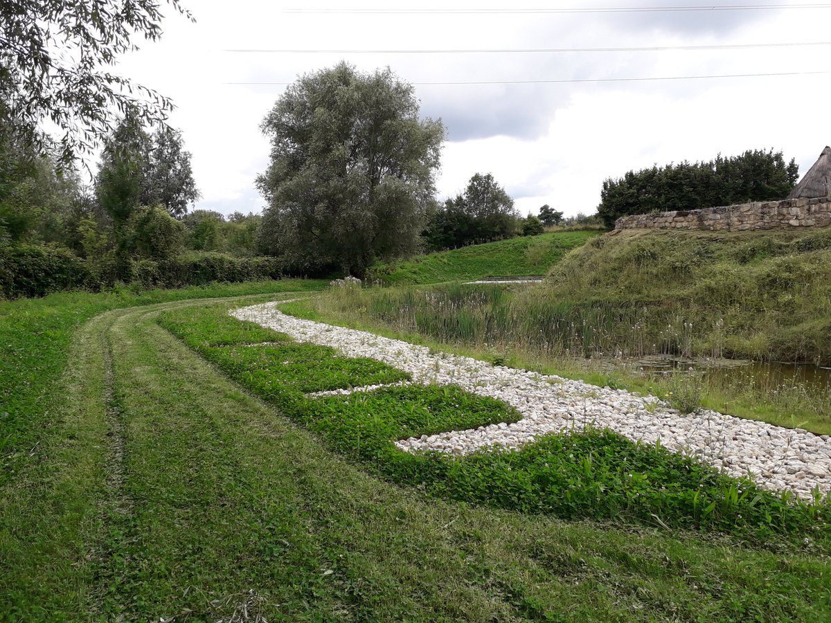 MuseeARCHEA's tweet photo. Le site d'Orville s'est refait une beauté grâce à l'#OfficeNationalDesForêts. Il est prêt à accueillir en août une nouvelle campagne de fouilles de 3 semaines, des après-midi portes ouvertes les 3 derniers mercredis du mois et des ateliers pédagogiques. https://t.co/oYaMEV8NV5 https://t.co/LgMdXB0p2O