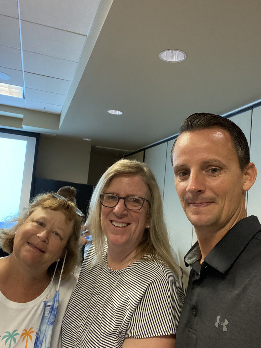 Blazing a new trail @ccpsIR @ccpsIDI <a href="/LindyGeorge444/">Lindy George</a> <a href="/VineyardsVipers/">Vineyards Elementary</a> @eCollierAcademy <a href="/LPEPanthers/">Lake Park Elementary</a>