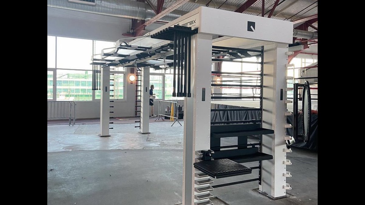 GaryWeingarten's tweet photo. The best part of my job, is the great people I’m fortunate to work with and #relationships built throughout the years. This @precor #Queenax design was the perfect fit for ⁦@ChelseaPiersNYC⁩ #precor #hiit #customerexperience #precor ⁦@onepeloton⁩ #design https://t.co/xZrRc6Ycvc