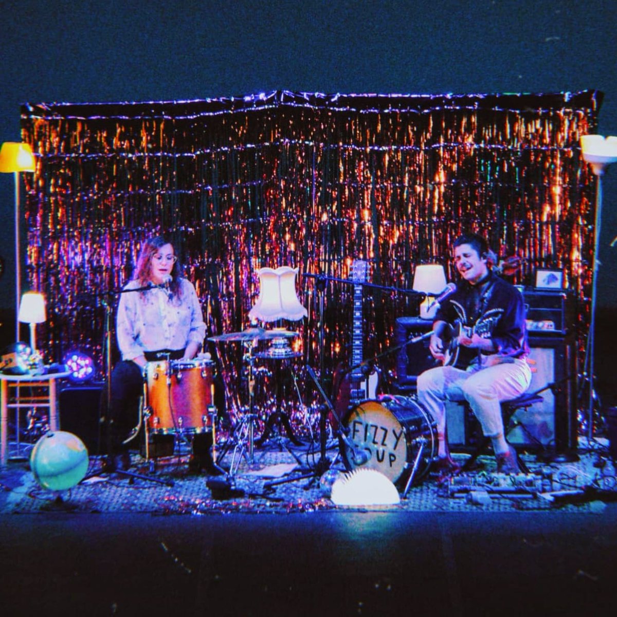 ¡Qué poco falta para el sandungueo! 2 cosas sobre el viernes 13 en La Ceca. 

☝️Tienes que reservar, llama al 969181560, el aforo es reducido y la entrada gratis 😉 

✌️ArtCuenca estarán en el concierto haciendo de las suyas 📸🎥

¡Qué ganas!

📸 <a href="/Zink55/">🔫</a> gracias crack