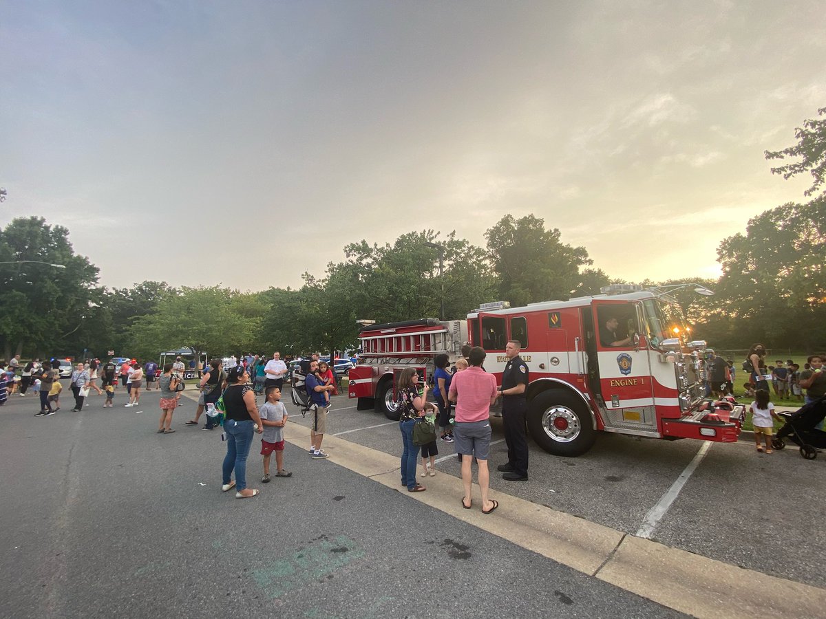Our members joined <a href="/HyattsvilleMD/">City of Hyattsville</a> and <a href="/HyattsvillePD/">Hyattsville Police Department</a> for an awesome #NNO21 event last night. Fantastic turnout, great weather, and we were proud to join and interact with the community we serve. #hv1fd