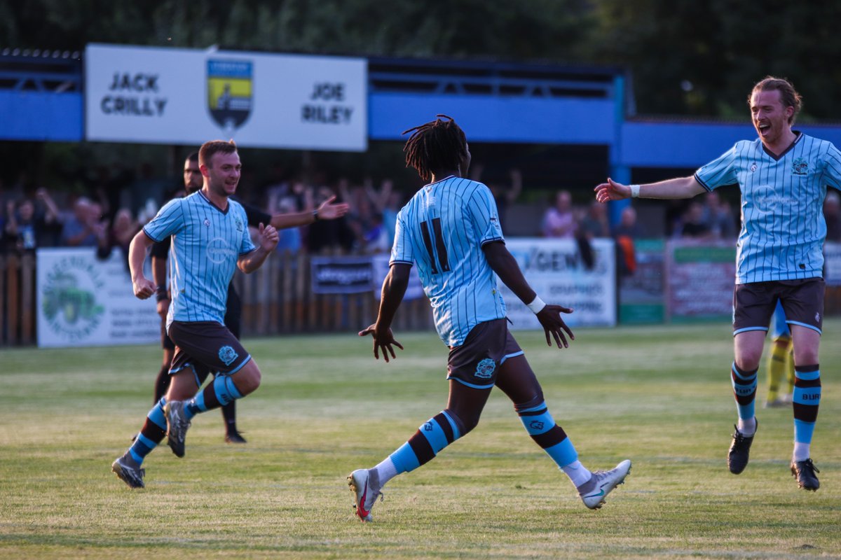 RedLantern Photography tweet media