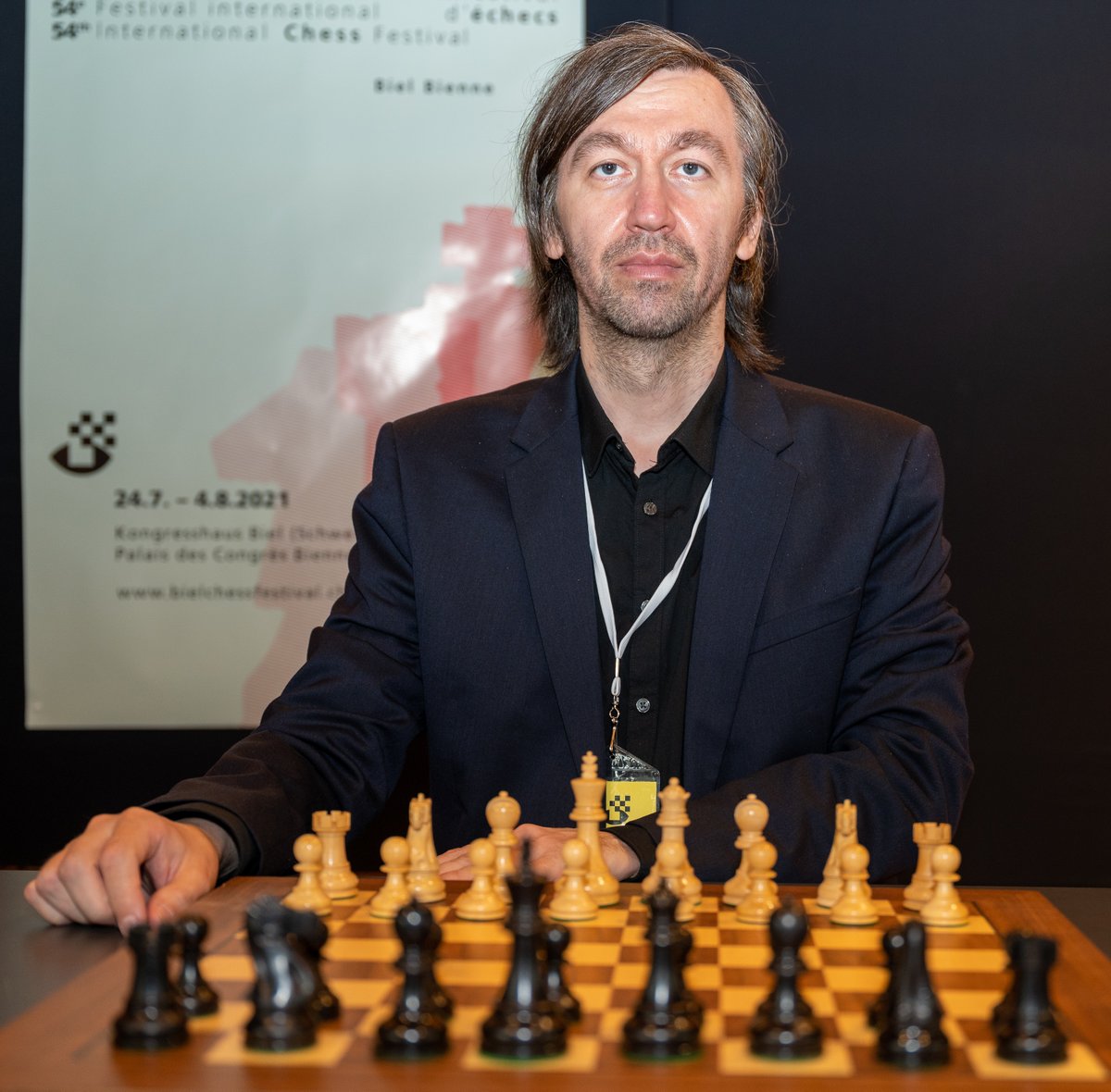 BielFestival's tweet photo. BREAKING: Gata Kamsky (@IGMGataKamsky) wins 2021 #BielChess Grandmaster Triathlon! Congratulations! 🏆
#Chess #Biel #BielBienne https://t.co/lkVDZj2ssg