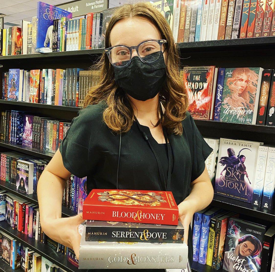 BNFresno's tweet photo. What are you reading Wednesday? 📚

Bookseller Savannah is currently digging into the Serpent &amp; Dove series by @shelbymahurin 

What are you currently reading? https://t.co/89UY6LW01d