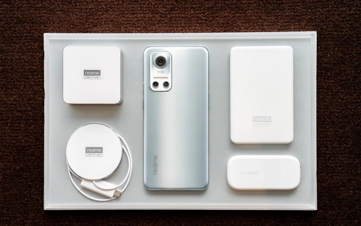 Darek_tech's tweet photo. Specyfikacja realme Flash jest obiecująca. Zainteresowani?
@tabletowopl / https://t.co/8ks2fqWsEu
#Realme #realmeFlash https://t.co/0Jtos1fcby