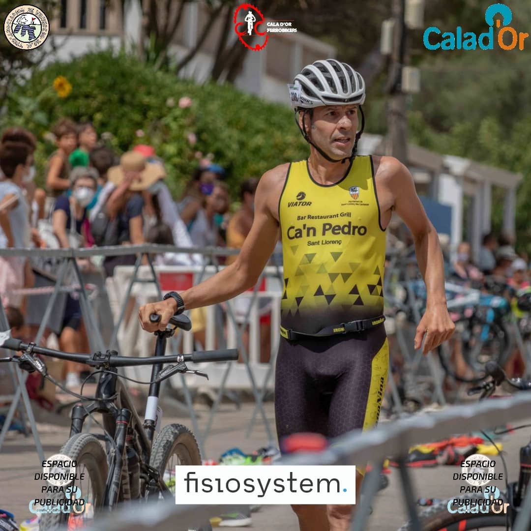 ferrobikers's tweet photo. 🏊‍♀️🚵‍♀️🏃‍♀️ Triatlón?!? Pues nuestros socios también se apuntan!

Enhorabuena a todos en el XII #triatloportularportocolom 
📸 @fotoboc_
#ferrobikers #yoquieroserferrobiker #sinopotsentrena #calador #visitcalador #santanyi #mallorca #mountainbike #mtblife #mtb 
https://t.co/Awry2lXE1V https://t.co/dqTuwsErAw