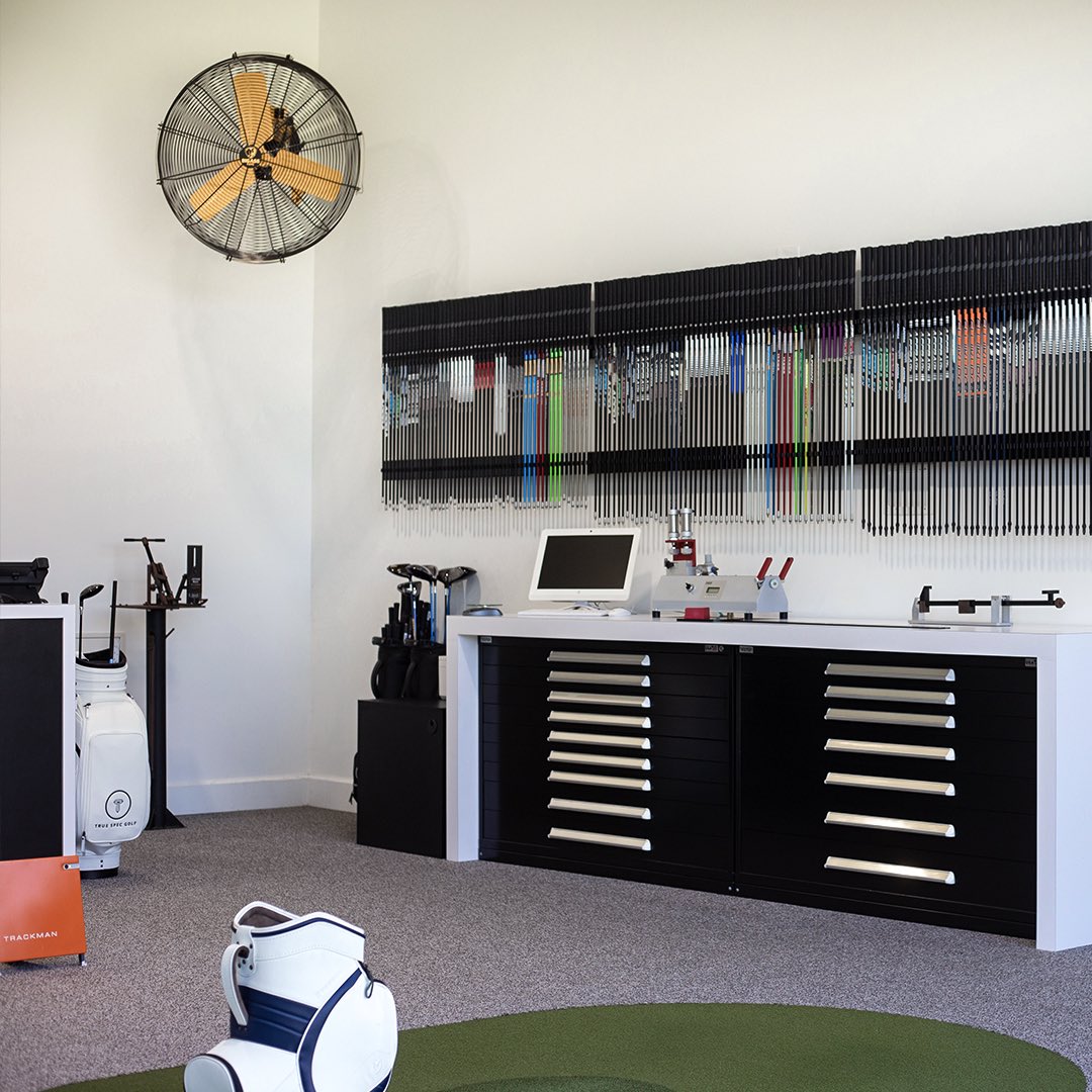 TrueSpecGolf's tweet photo. #TrueSpecTampaBay

#truespecgolf #alwayscustom #getfit #tsg #golfclubfitting #clubfitting #customgolfclubs #custombuilt #golf #golfgear #golfclub #golfequipment #golfstagtam #instagolf #golfing #golfswing #golflife #golfr #golfer #tampa #florida https://t.co/QvtPsc2ji9