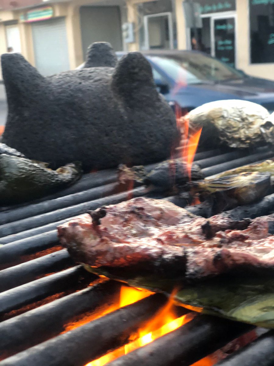 LaMalqueridaCSL's tweet photo. The grill is always going at La Malquerida!

#steaks #seafood #chicken #loscabos https://t.co/WgWFkBAWlj