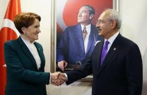 Yasmn_4207's tweet photo. Millet itfakı olarak hep birlikte ne diyoruz arkadaşlar. 
👇 👇 👇 
T A M A M 
#AkpDevletDeğildir . https://t.co/faD2i25UYy
