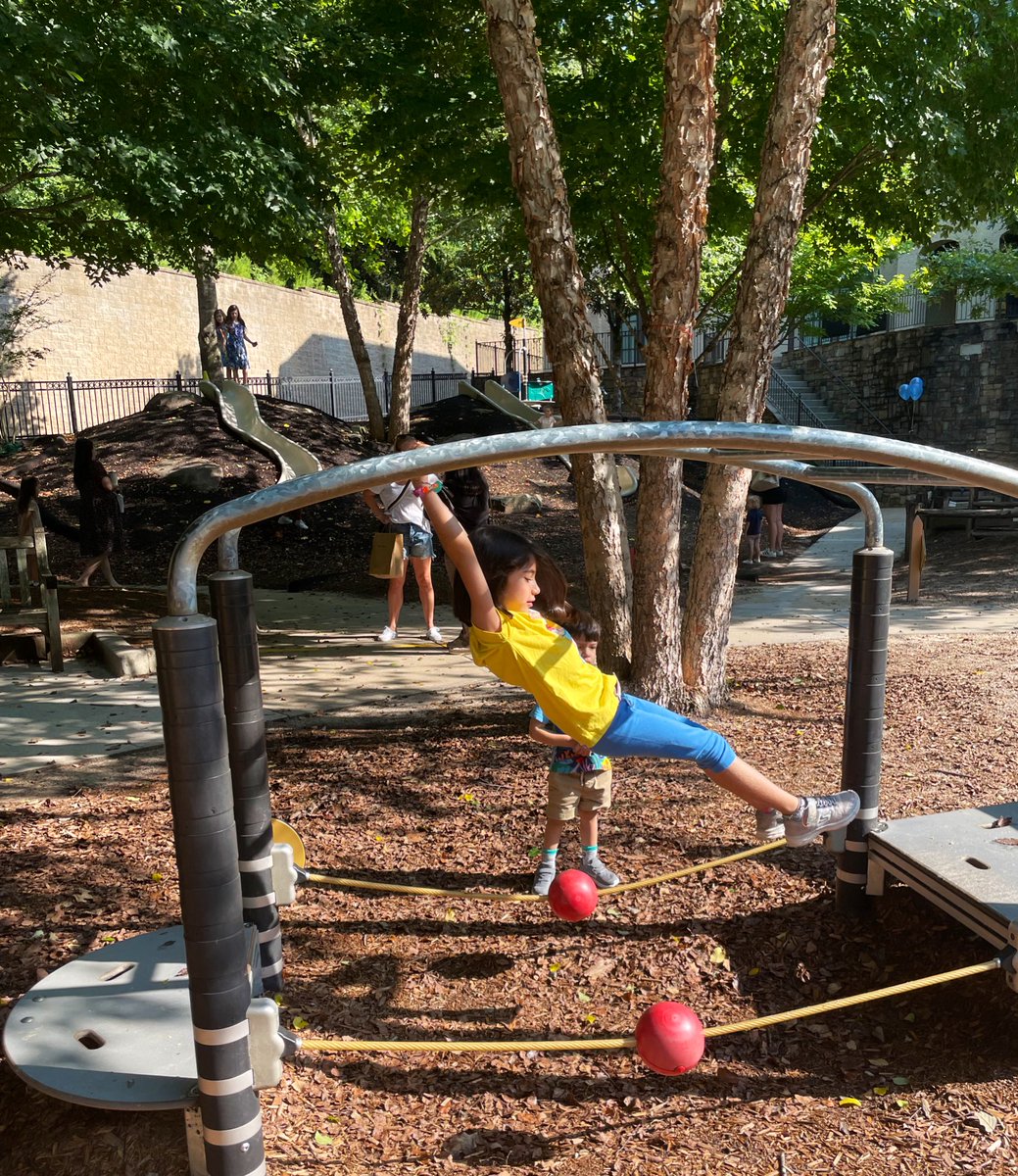 Lauren Darden tweet media