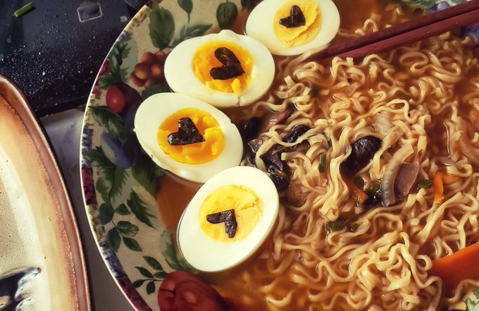 Throwback to the time I made my waifus homemade Ramen <3 https://t.co/dLJPJZNHv7<a href="/tag/thankmas"class="tags"><span>#thankmas</span></a>