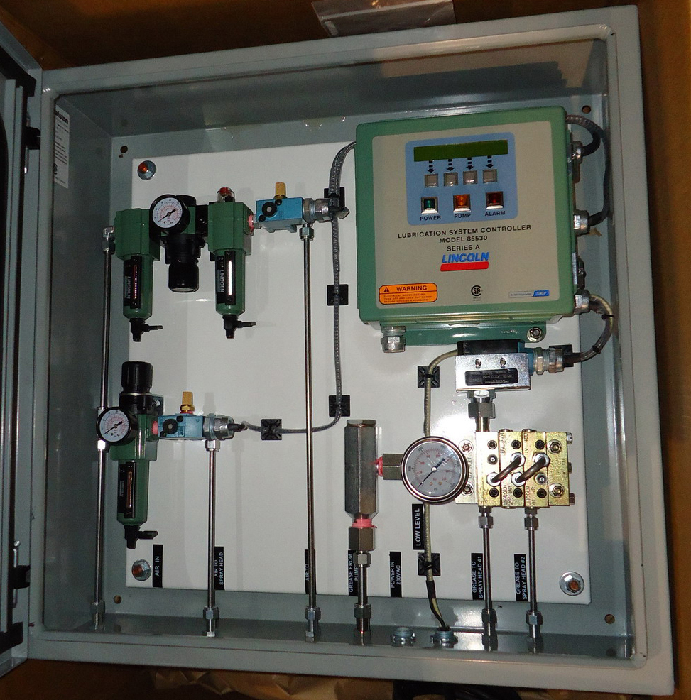 FLOComponents's tweet photo. End of summer shutdowns means many #industrial #manufacturing facilities move into full production. To avoid #unscheduled expensive #downtime and allow your #maintenance team to be proactive, consider installing an #autolube system.
For details, see https://t.co/Gd99rhYmAt https://t.co/Kd0hAGyzz2