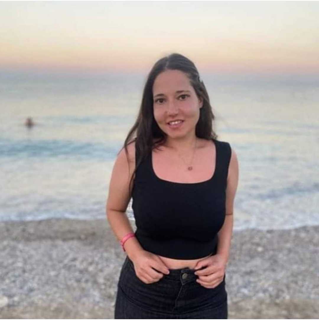 KAYIP! 

En son Ankara Batıkent’te İnönü Mahallesi'nde görüldü, ismi Dilan. Saat 15.00'ten bu yana haber alınamıyor. Üzerinde lacivert çizgili tişört, altında tayt, ayağında toprak rengi terlik var.

Yerini bilen 0505 996 66 93 nolu telefona ulaşsın.