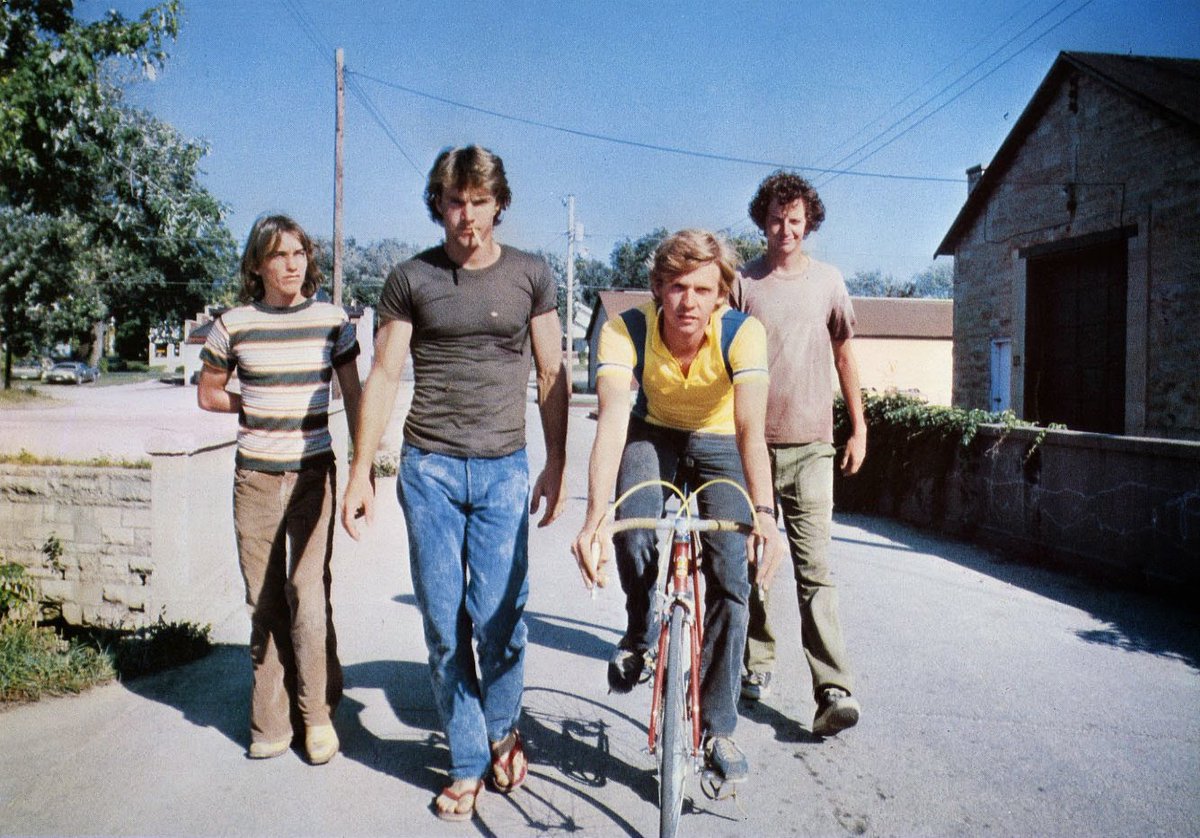 дэниел стерн уходя. Lucky to be alive. Breaking away фильм. Broken breaking away. Breaking away 1979.