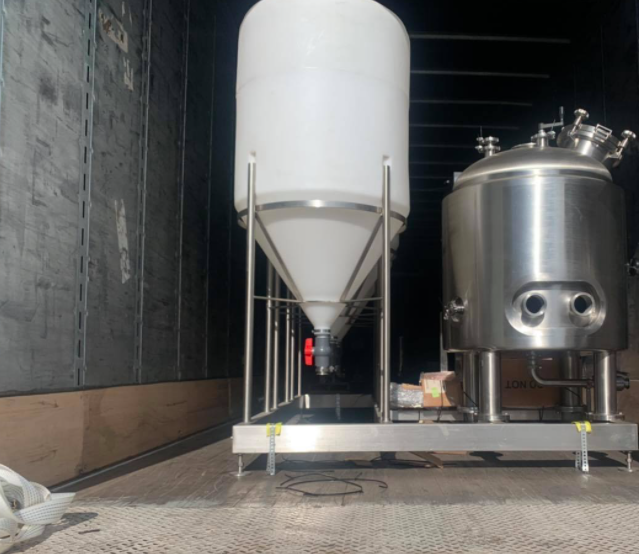 PullmanDistill's tweet photo. We have our still!!! #whiskey #colorado #wednesdaythought https://t.co/NAnMjefuXz