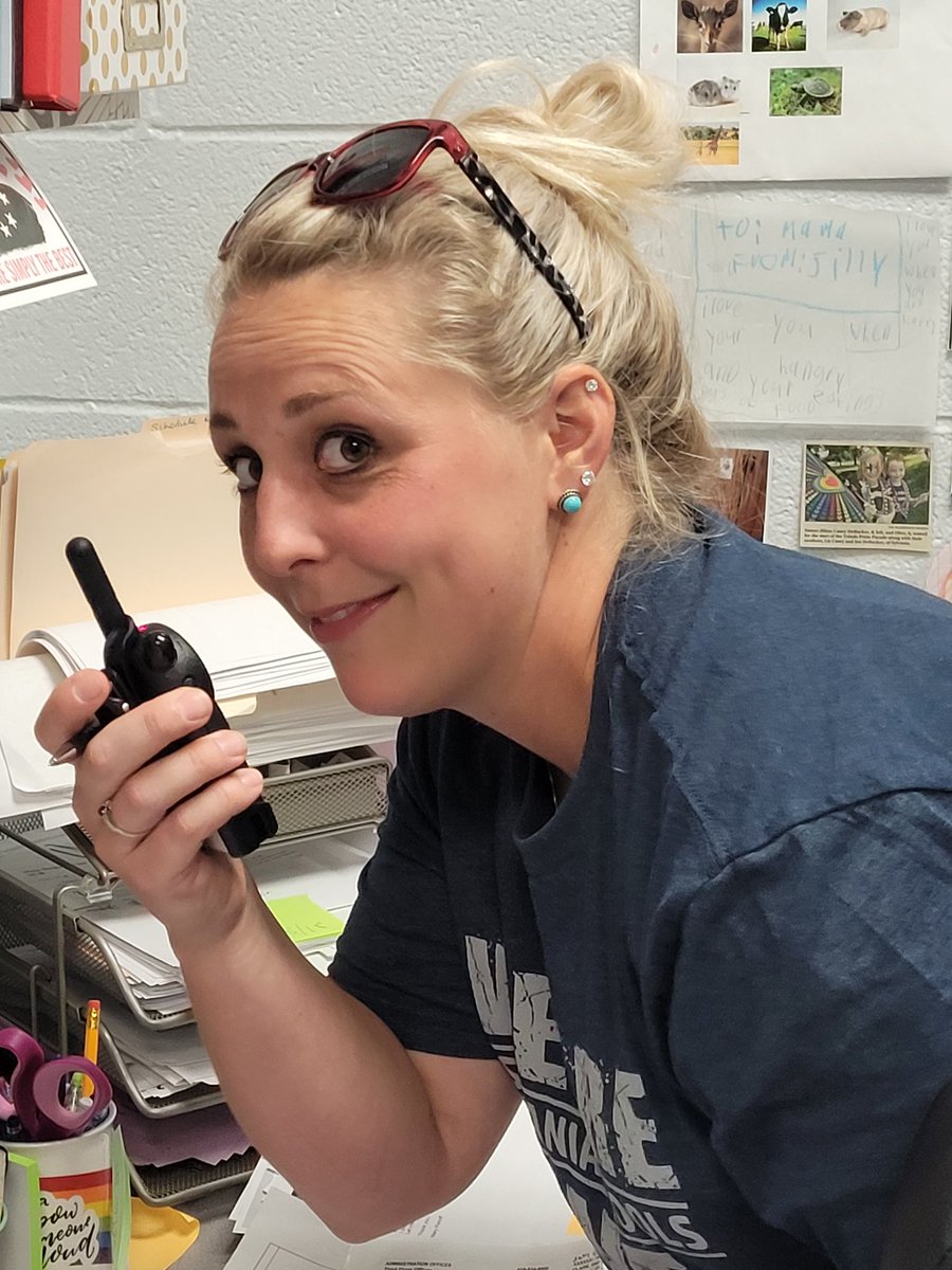 MsCaseyAH1's tweet photo. #AHventureAwaits #AHventurers @ArborHillsJH https://t.co/hhvNI9YUia