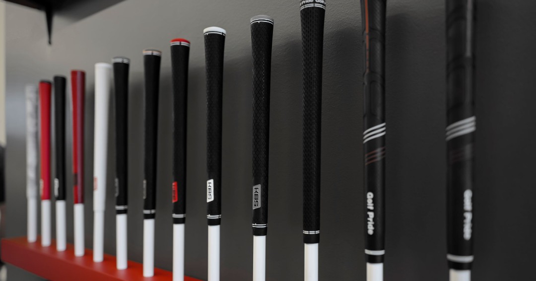 kbsgolfx's tweet image. Building your perfect set includes finding the right grip. What is your grip of choice? #kbsgolfx #customeverything #carlsbad #buildshop #findyourfit